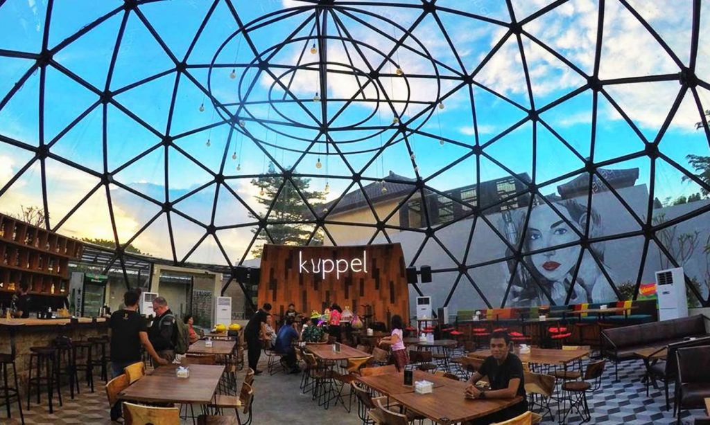 Kuppel Biergarten & Bar (Foto: laman Larismanis)