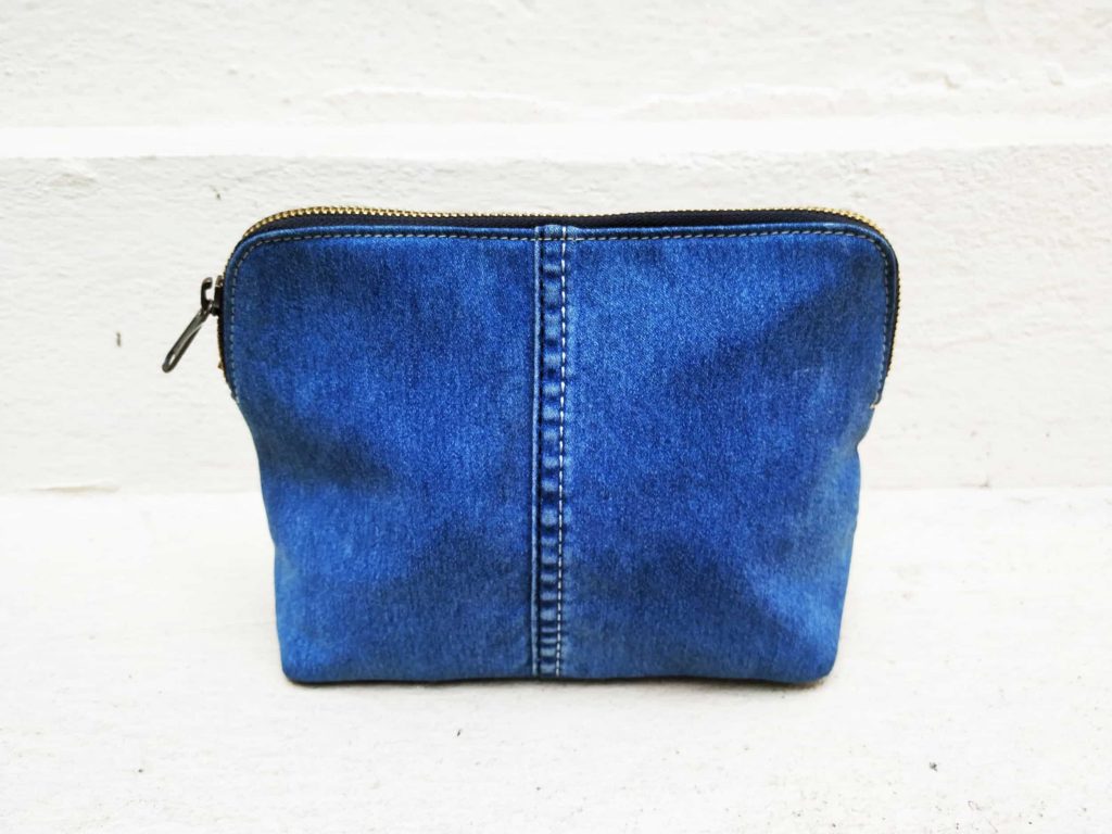Pouch make up daur ulang (Foto: Sasha Association for Craft Producers)