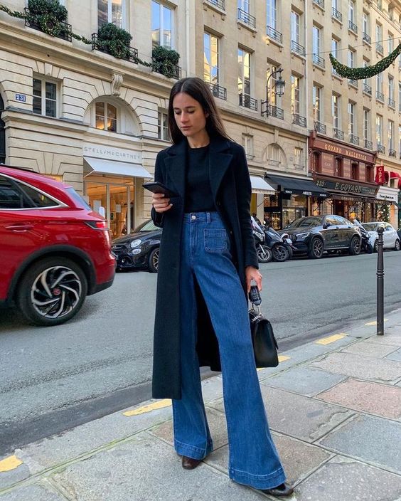 Penggunaan flare jeans (Foto: Pinterest)
