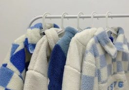 Outfit warna biru pastel (Foto: Pinterest)