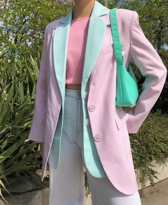 Padu padan outfit warna pastel pink (Foto: Pinterest)