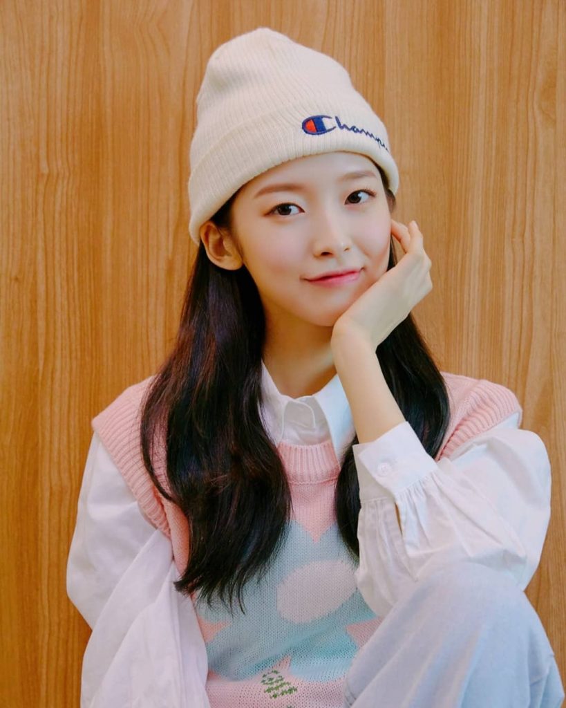 Arin Oh My Girl (Foto: Instagram @arinluvrs)