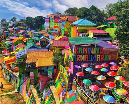 Kampung Warna-Warni Jodipan (Foto: WongJember.com)