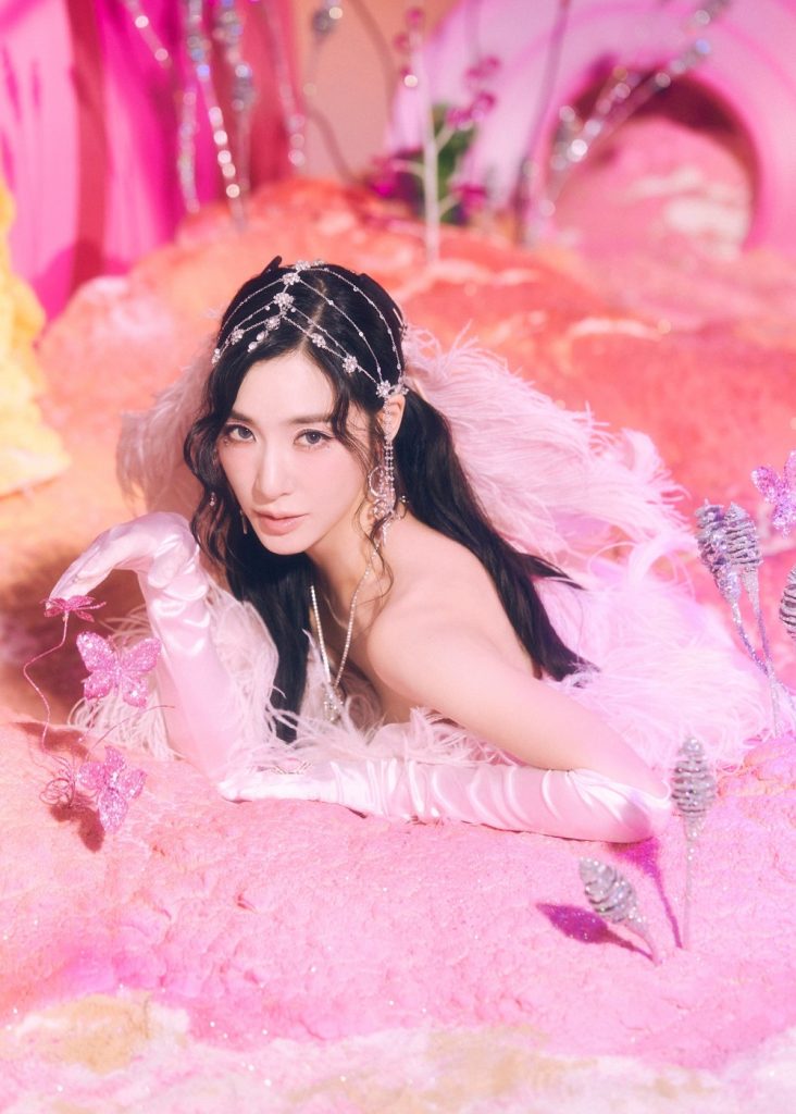 Tiffany SNSD dalam teaser Forever 1 (Foto: SM Entertainment)