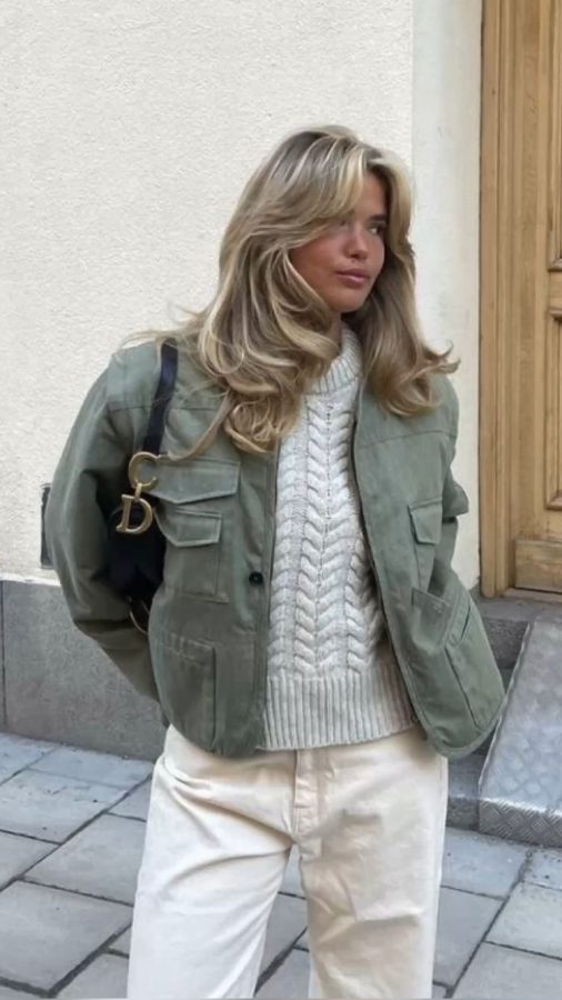 Padu padan outfit evergreen fog (Foto: Pinterest)