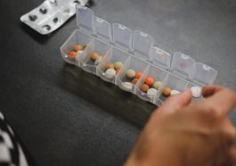 Hal-hal yang perlu diperhatikan ketika minum obat saat berpuasa.