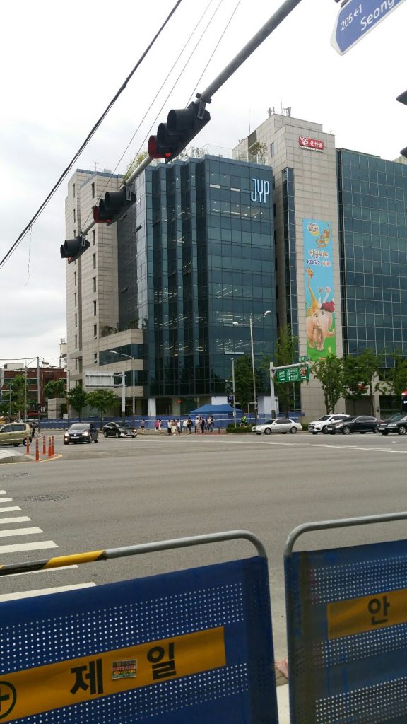 JYP Entertainment (Foto: Allkpop)