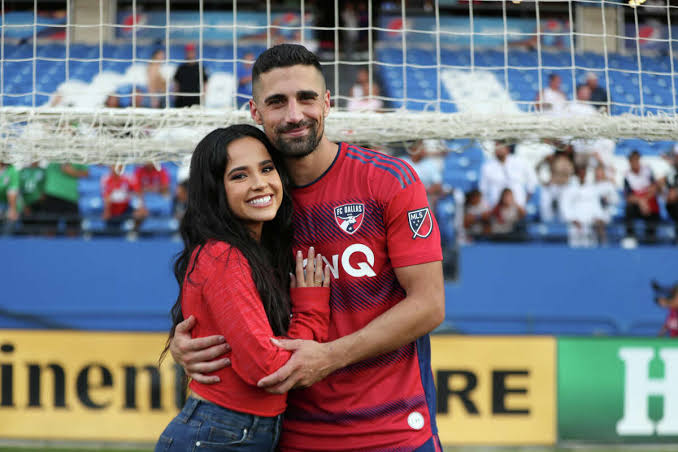 Sebastian Lletget & Becky G