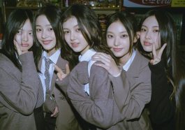 NewJeans. (Foto: ADOR)