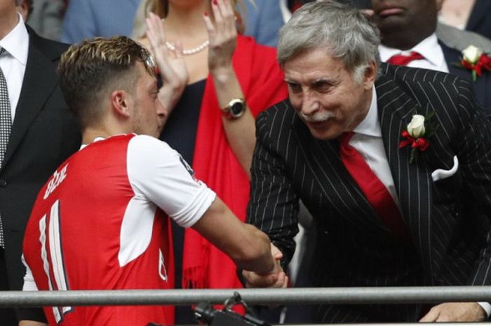 Stanley Kroenke, pemilik klub Arsenal