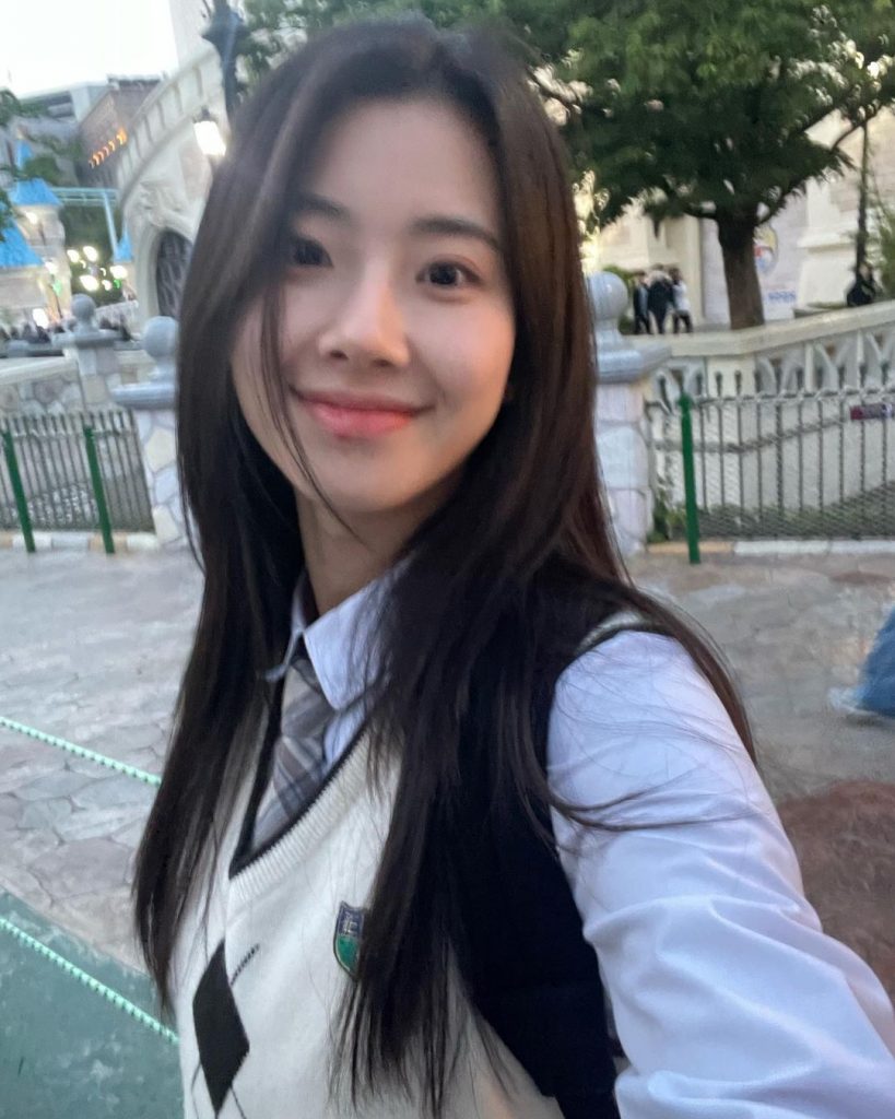 Kim Min Ah, Kakak Jungwoo NCT (Foto: Instagram @i_am_preciousstone)