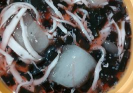 Es kelapa hitam. Cookpad.