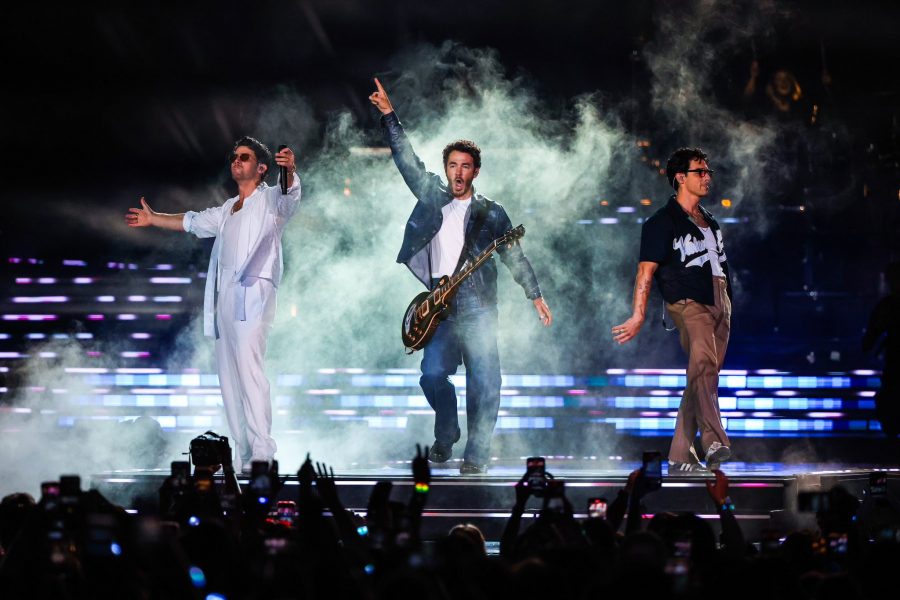 Konser Jonas Brothers