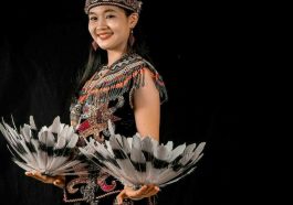 Pakaian adat untuk hari kemerdekaan