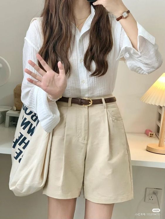Celana pendek longgar