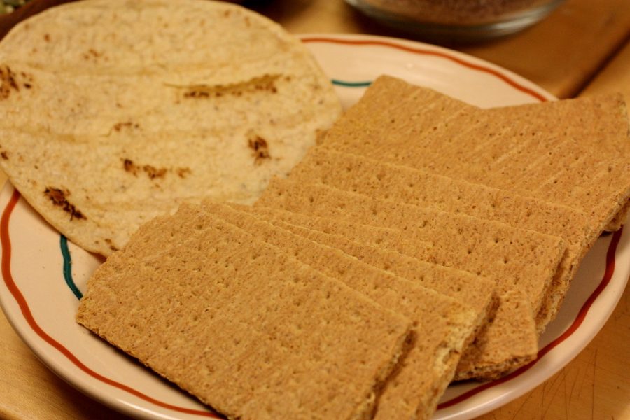 Graham crackers. Wikimedia Commons