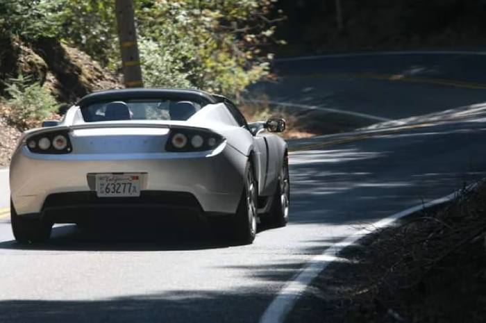 tesla roadster