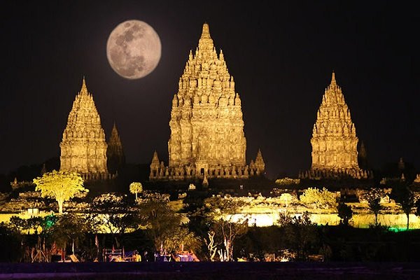 Candi Prambanan