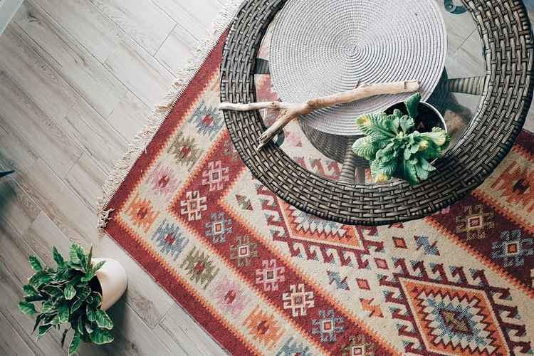 Karpet Lantai