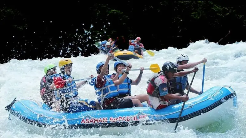 Olahraga Rafting
