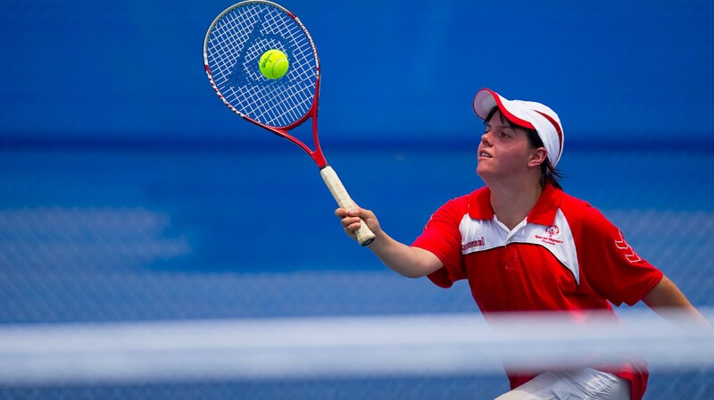 Tenis Lapangan