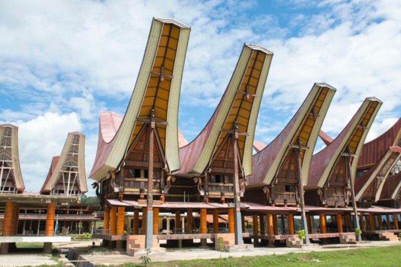 Rumah Adat Nusantara