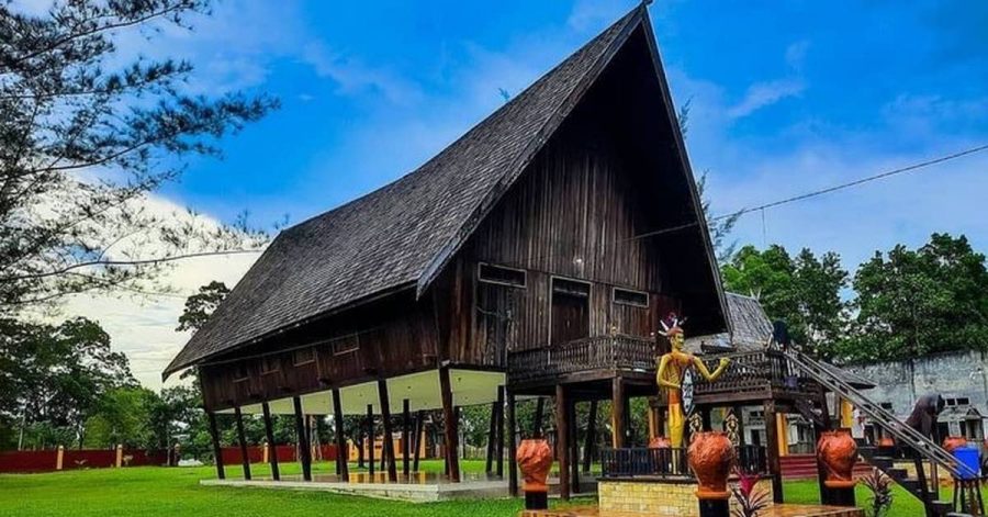 Rumah Adat
