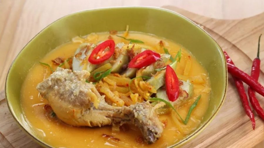 Opor Ayam Kuning