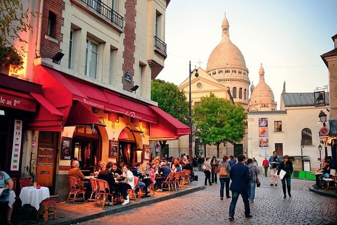 Wisata Romantis di Paris