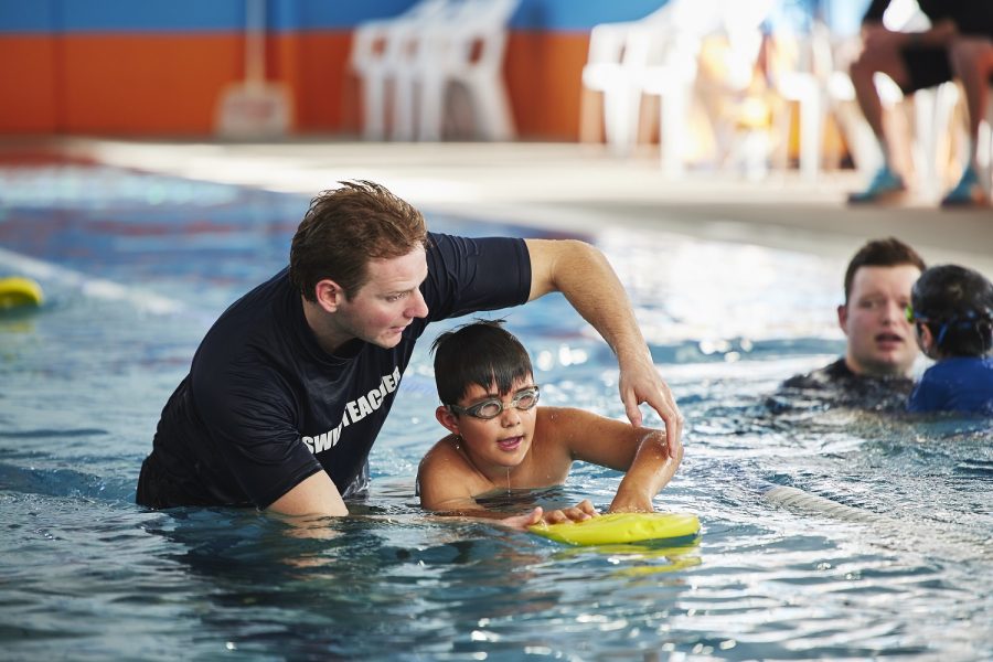 Berenang