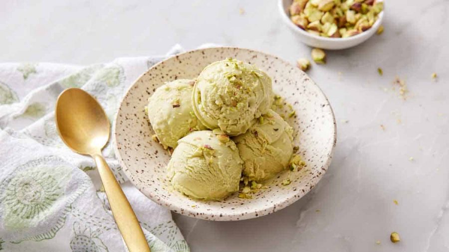 Es Krim Kacang Pistachio