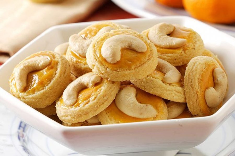 Kue Kacang Mede