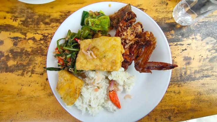 Ayam Goreng Garut