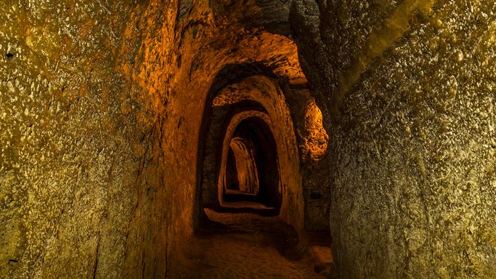 Cu Chi Tunnels