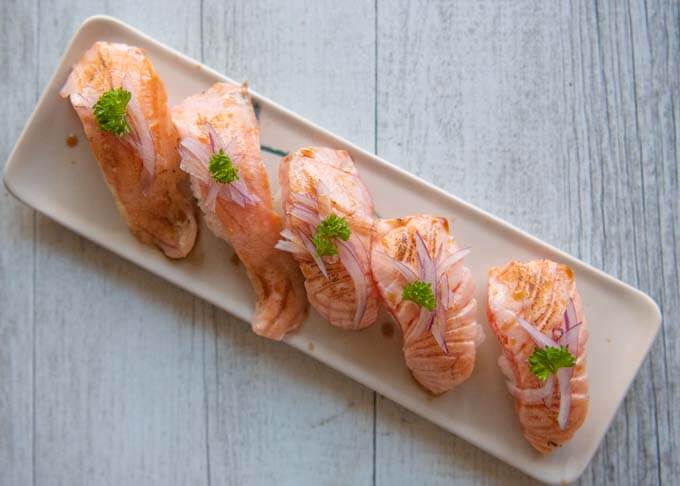 Salmon Aburi Sushi