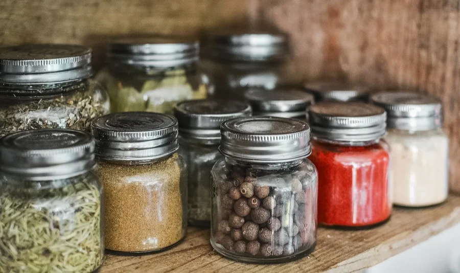 Menata Bumbu Dapur